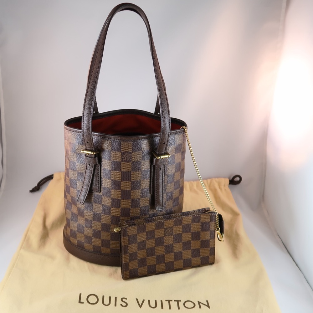 Authentic Louis Vuitton Marais Bucket Canvas.